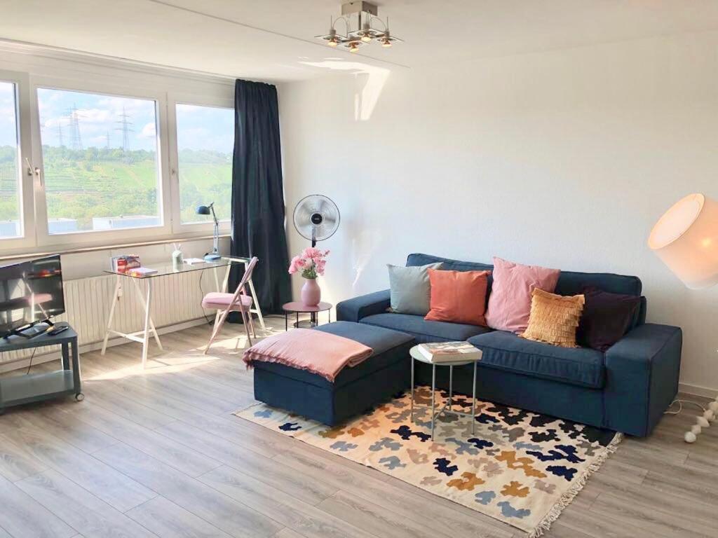 Grosses Appartement Mit Aussichtsbalkon لودفيغسبرغ المظهر الخارجي الصورة